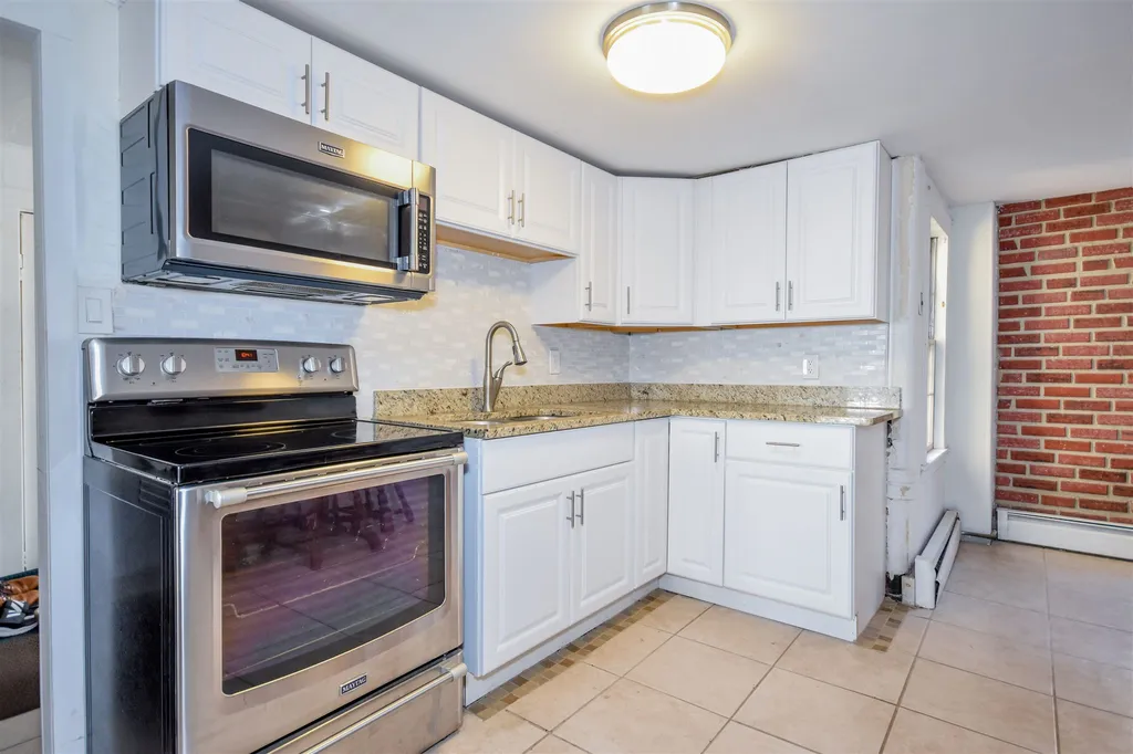 87 Union Street Portsmouth NH 03801
