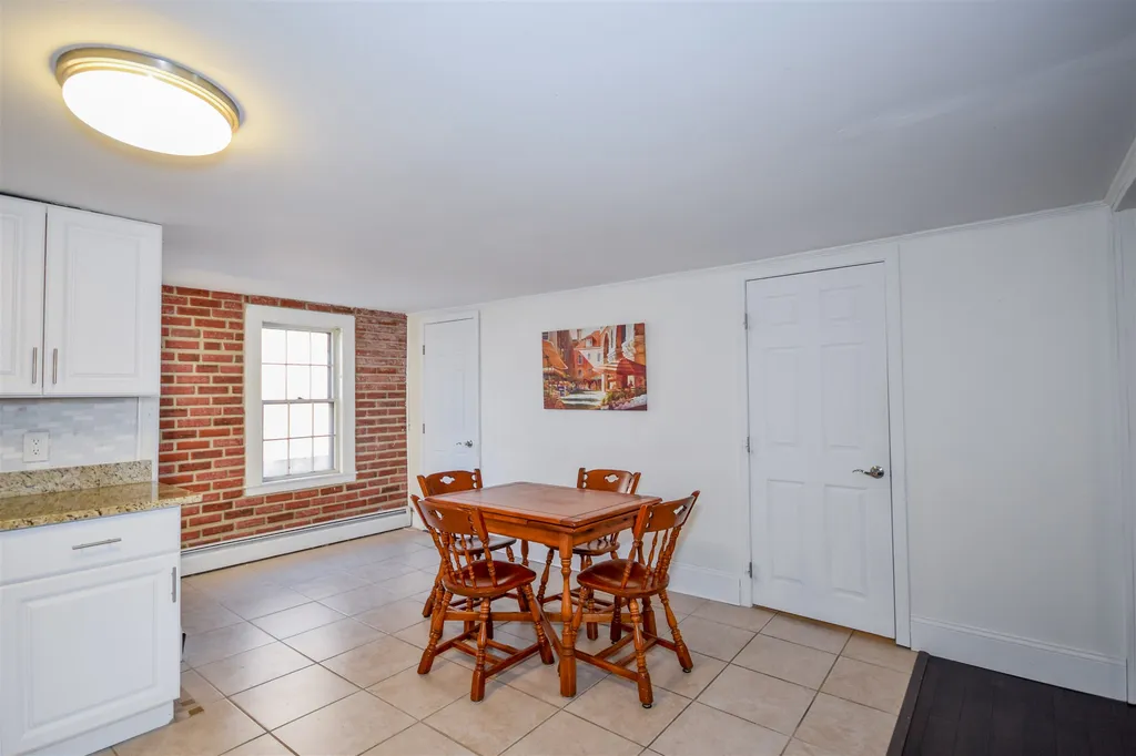 87 Union Street Portsmouth NH 03801
