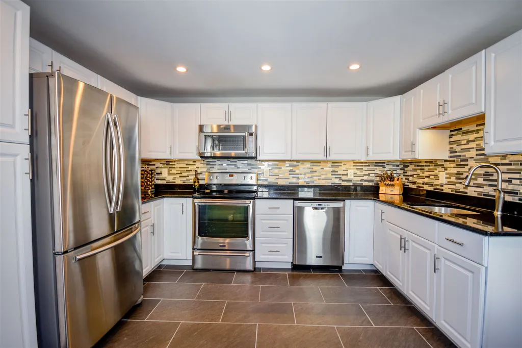 87 Union Street Portsmouth NH 03801