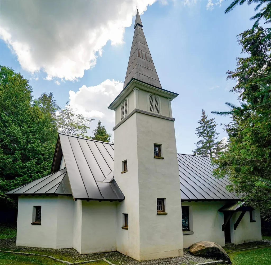 1953 South Albany Road Craftsbury VT 05602