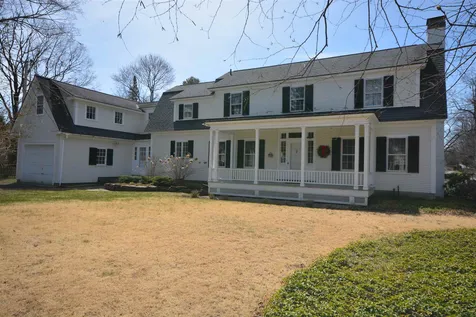 14 Mountain Avenue Woodstock VT 05091