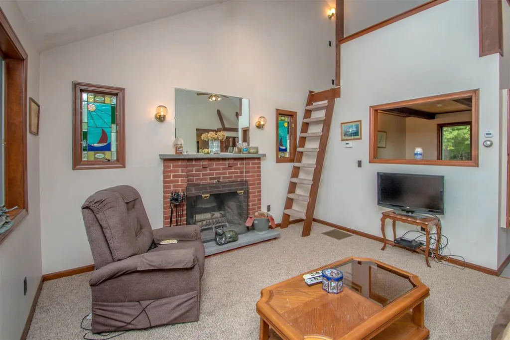 2406 Green Hill Road Chatham NH 03813
