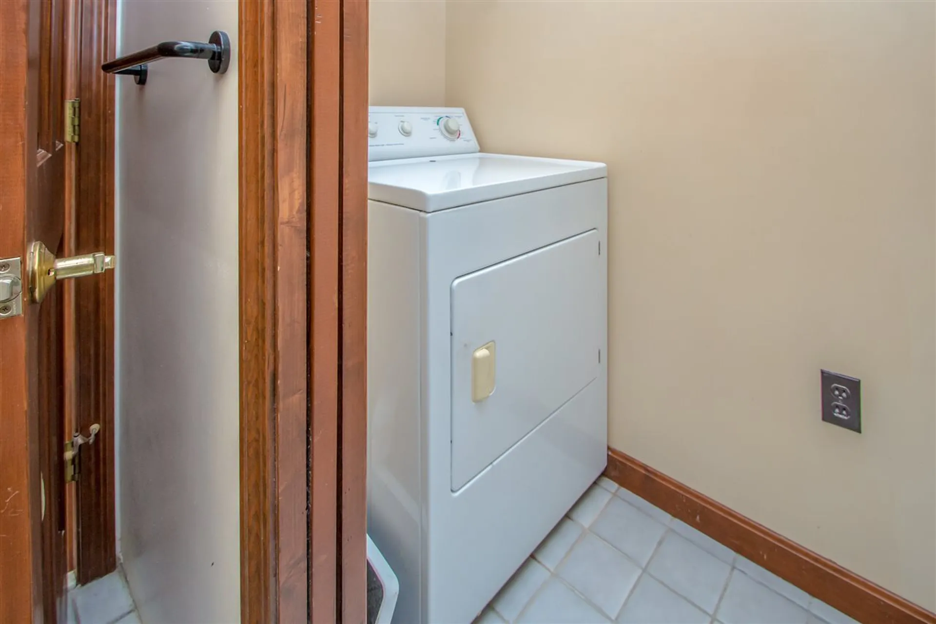 2406 Green Hill Road Chatham NH 03813
