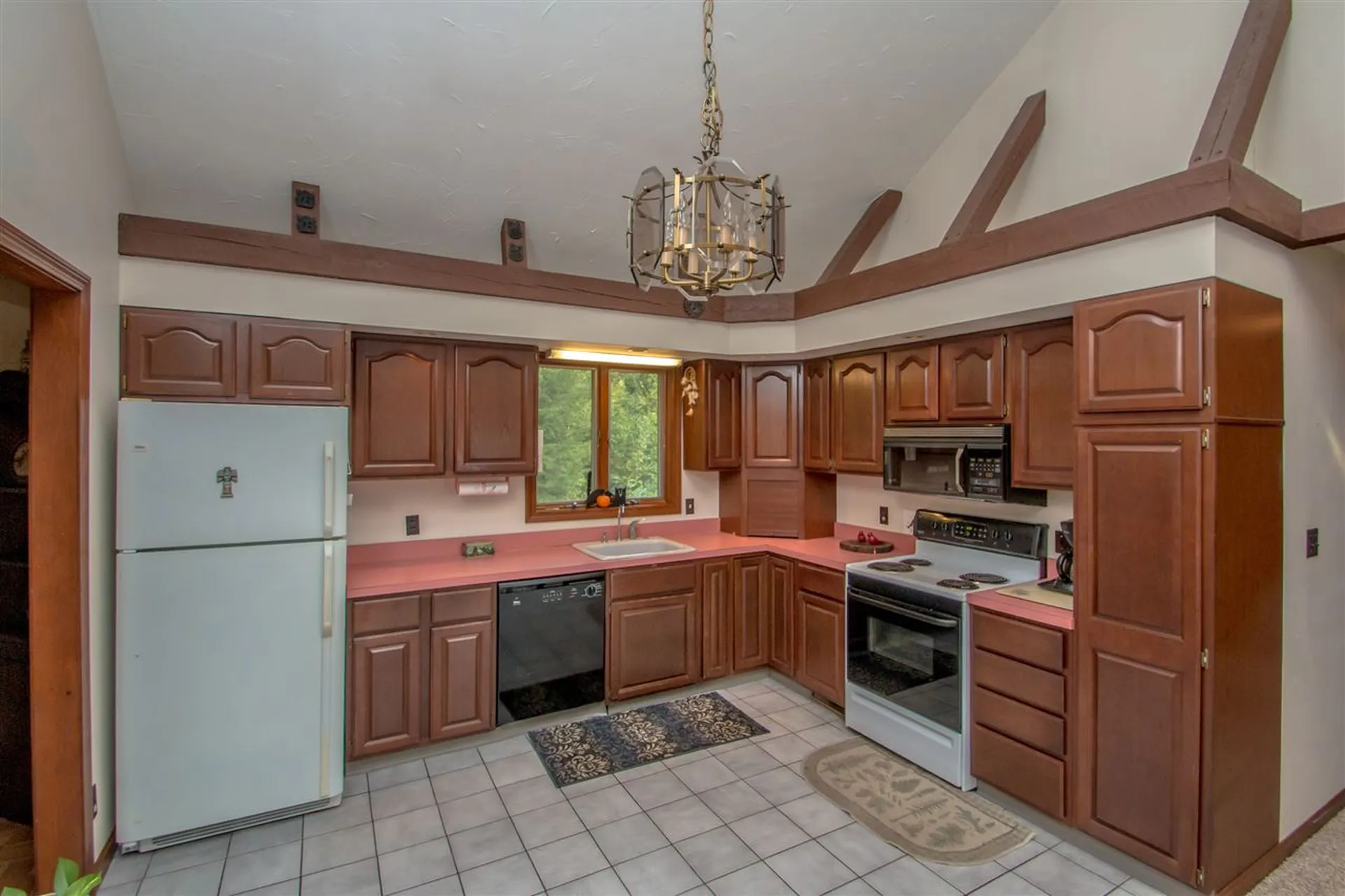 2406 Green Hill Road Chatham NH 03813