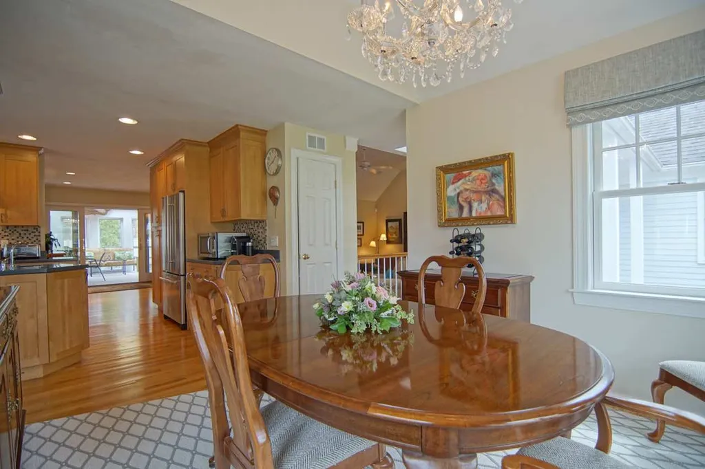 24 Vanderpool Drive Hampton NH 03842