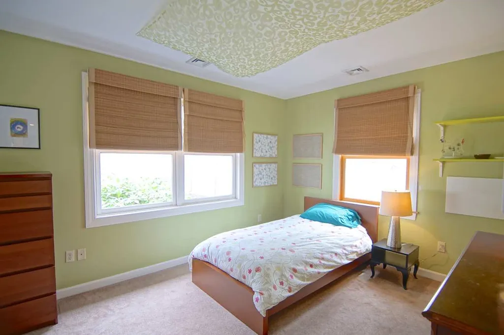 24 Vanderpool Drive Hampton NH 03842