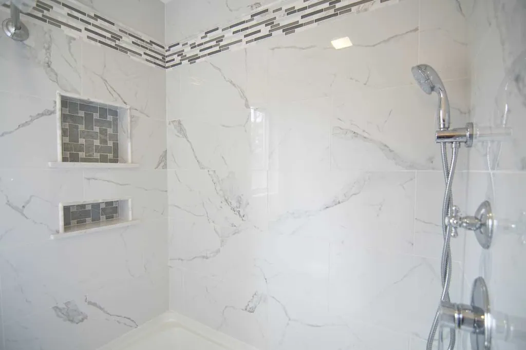 24 Vanderpool Drive Hampton NH 03842