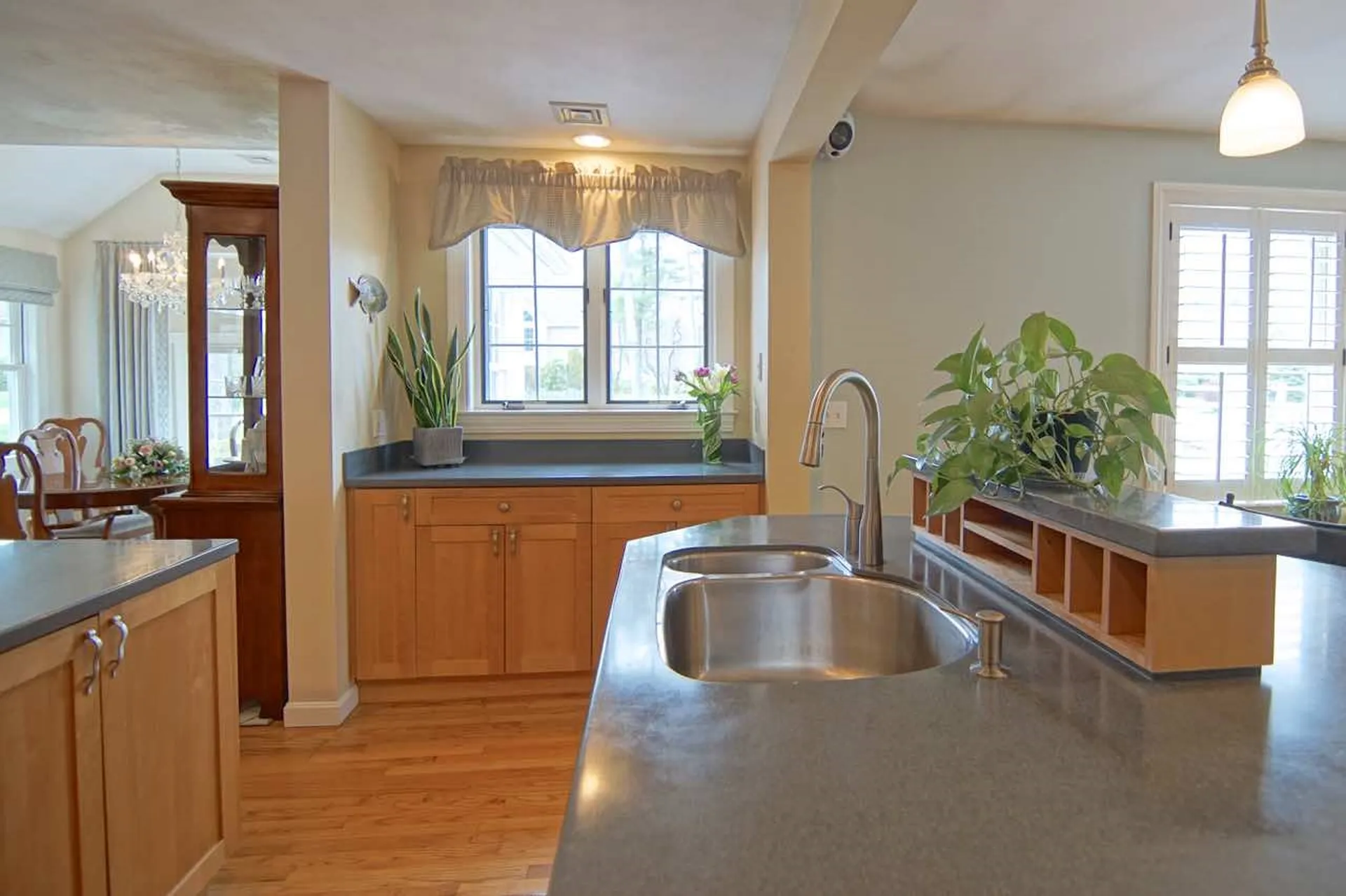 24 Vanderpool Drive Hampton NH 03842