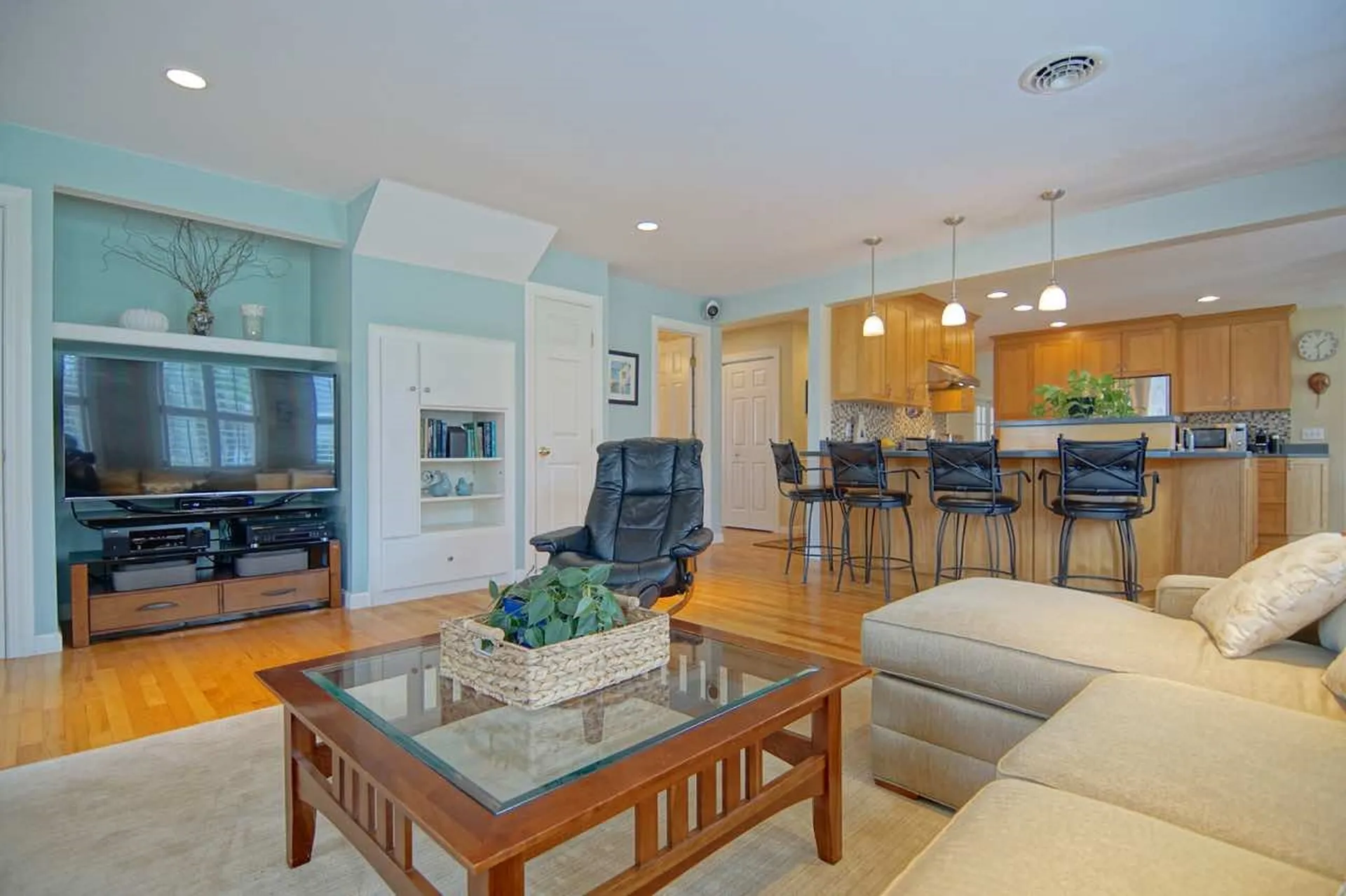 24 Vanderpool Drive Hampton NH 03842
