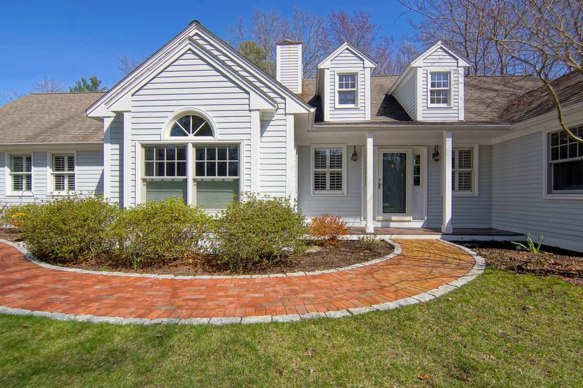 24 Vanderpool Drive Hampton NH 03842