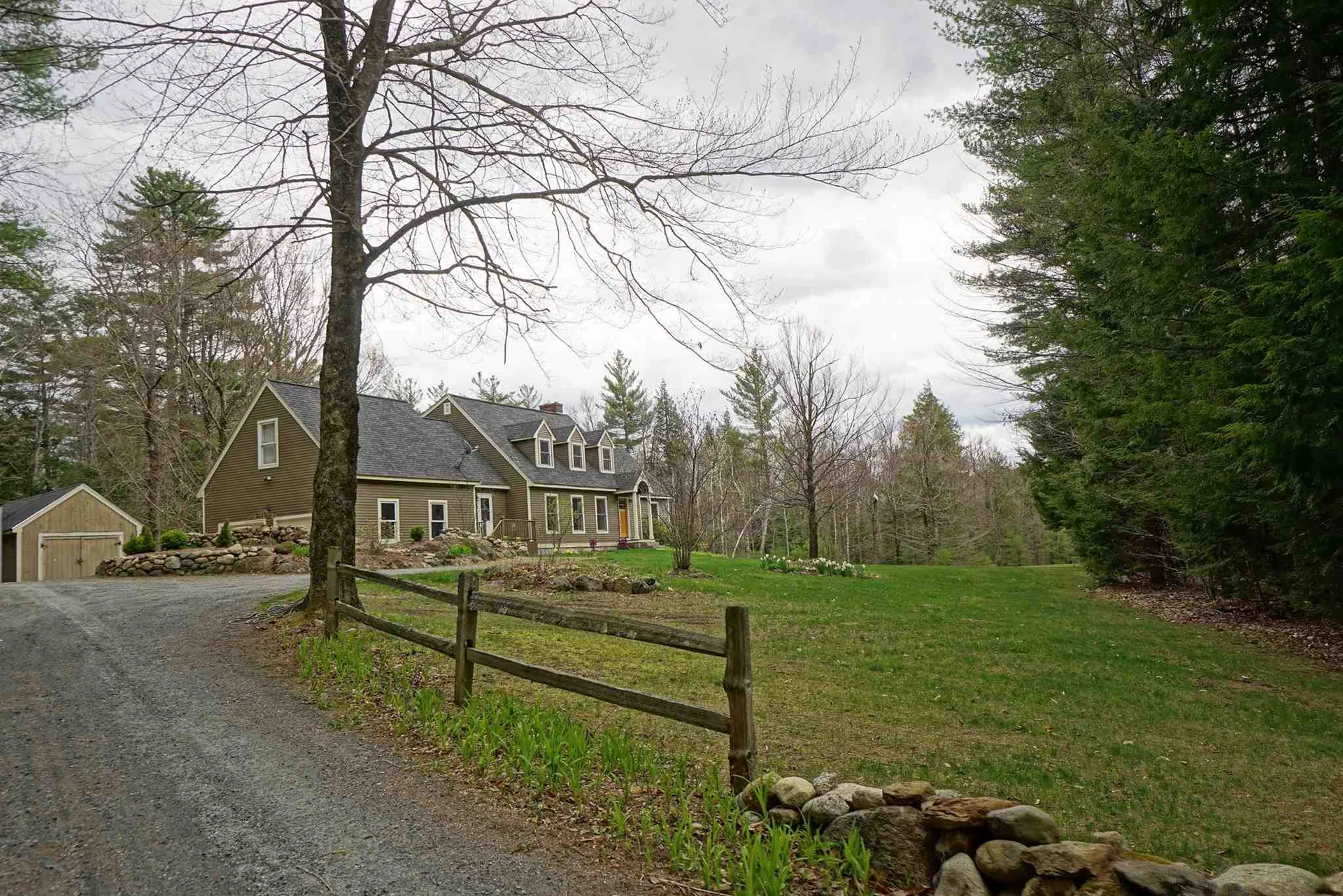 61 South Brook Circle Bradford NH 03221