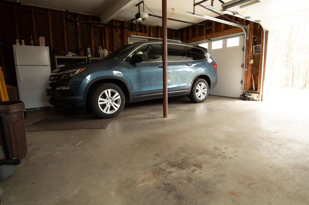 2 Washington Way Kingston NH 03848