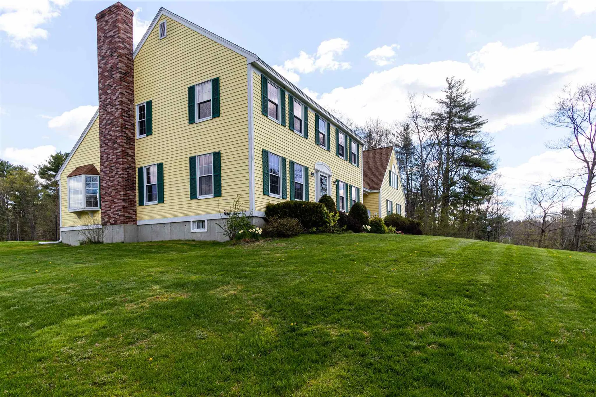 2 Washington Way Kingston NH 03848