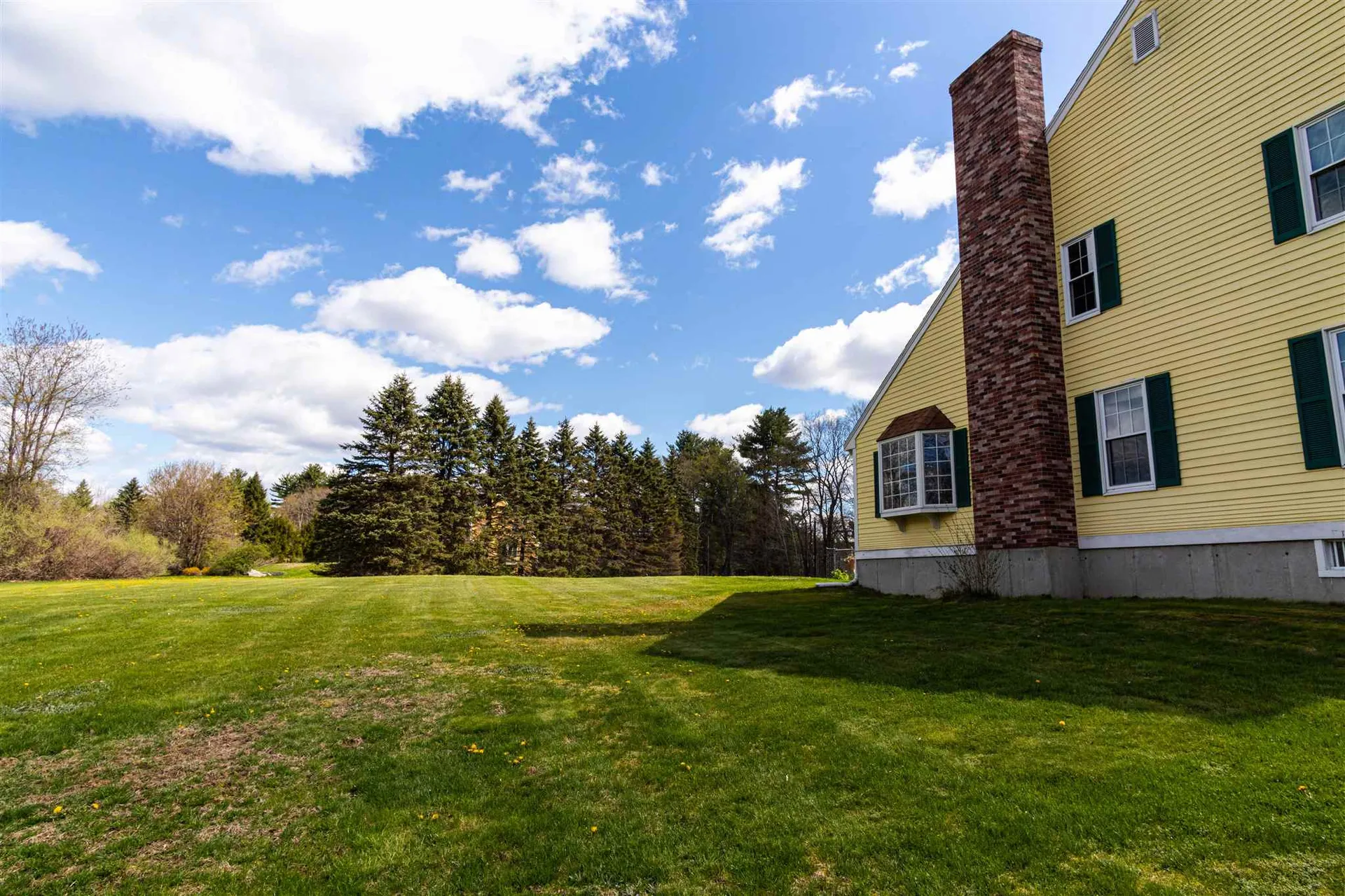 2 Washington Way Kingston NH 03848