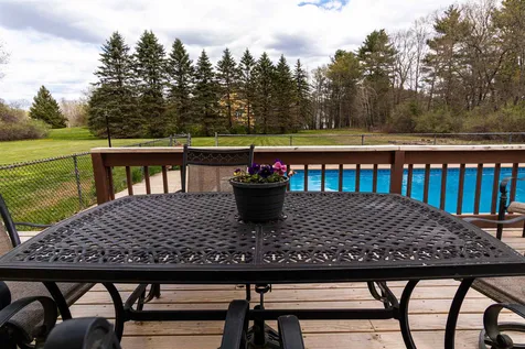 2 Washington Way Kingston NH 03848