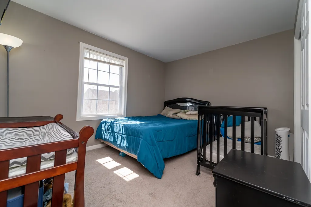 61 Hawthorne Circle Somersworth NH 03878