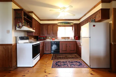 775 South Main Street Peacham VT 05862