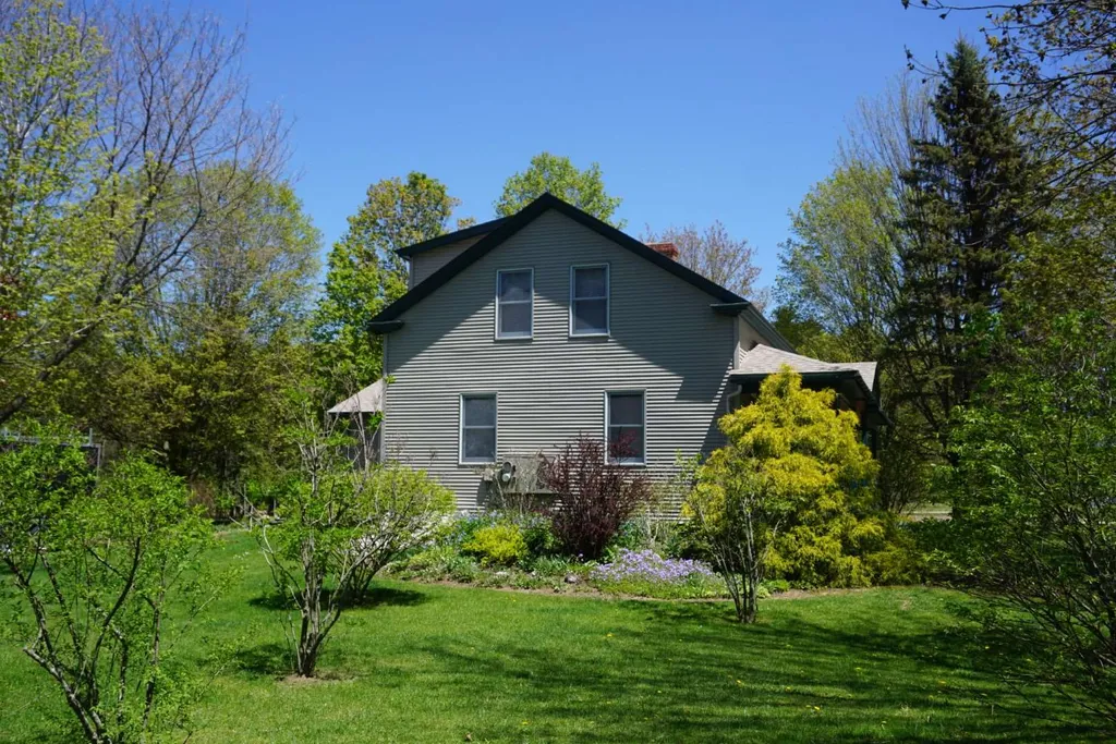 840 Stoney Hill Road Bristol VT 05443