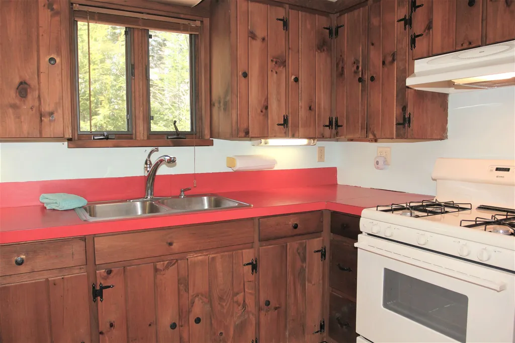 27 Deer Hill Road Springfield NH 03284