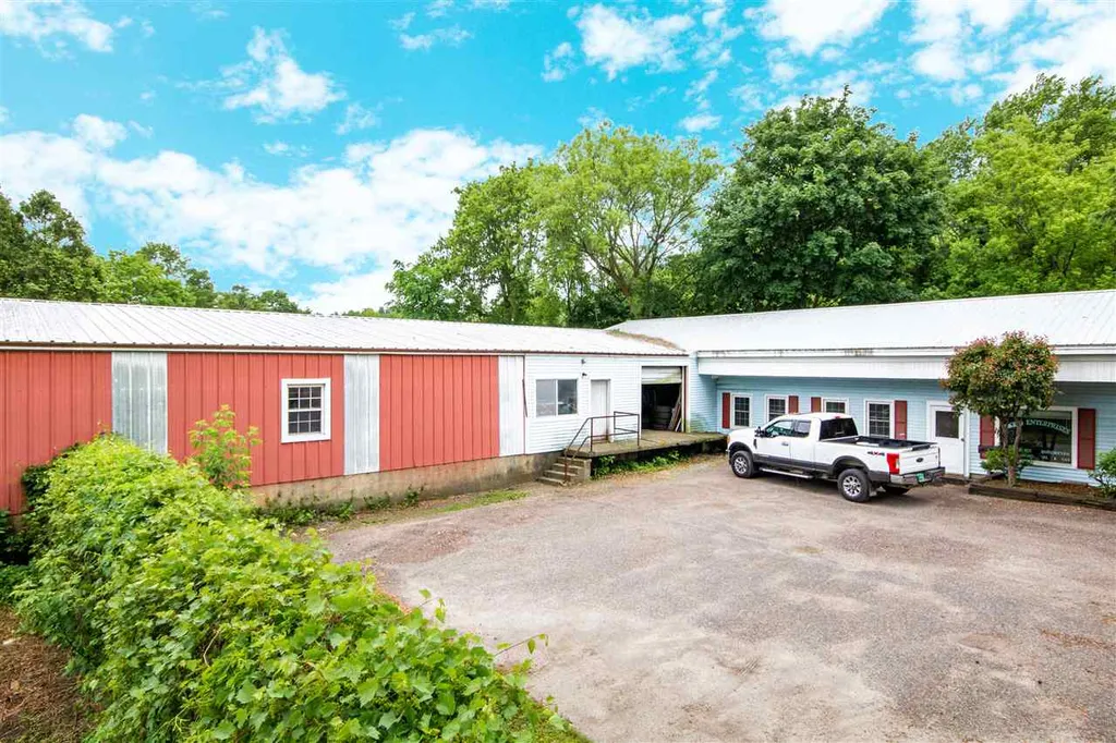 8-9 Chase Lane Burlington VT 05401