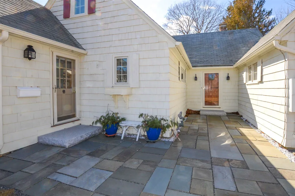 191 High Street Hampton NH 03842