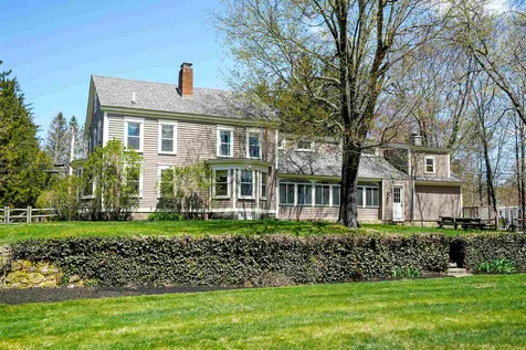 52 N Amherst Road Bedford NH 03110