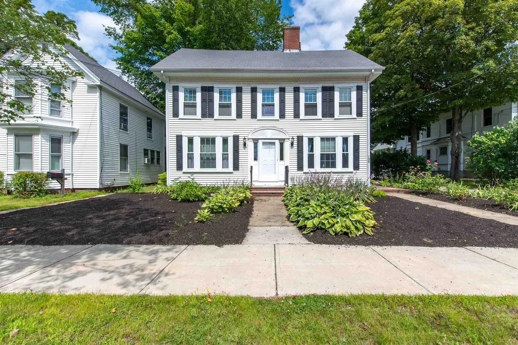 195 N Main Street Rochester NH 03867