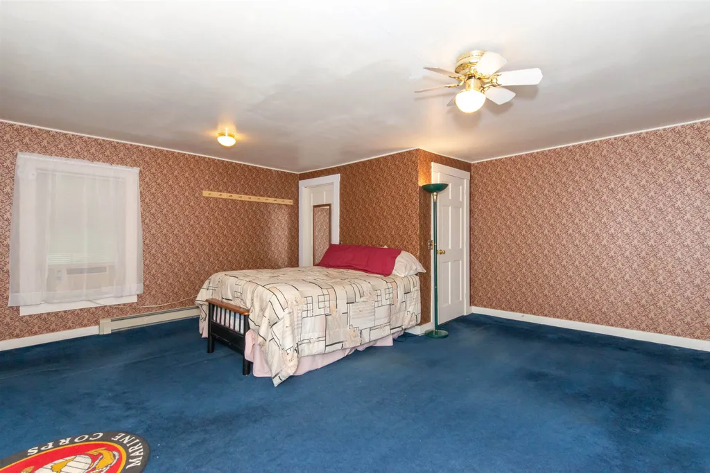 195 N Main Street Rochester NH 03867