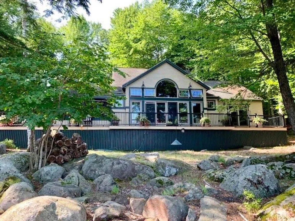 57 Cow Island Tuftonboro NH 03816