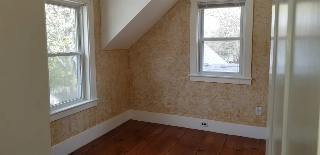 59 Exeter Road Newmarket NH 03857