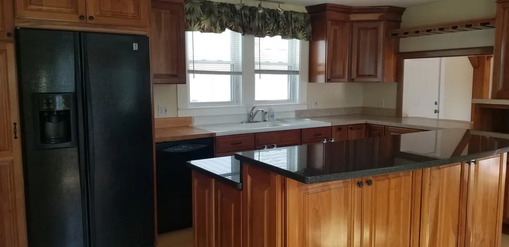 59 Exeter Road Newmarket NH 03857