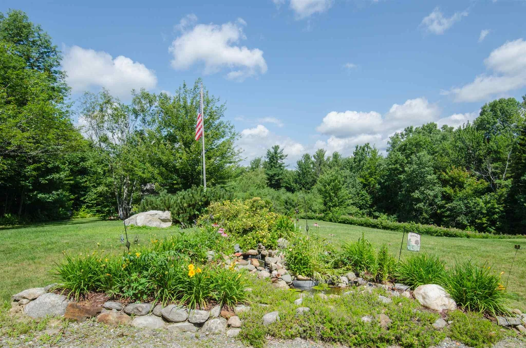 674 Murray Hill Road Hill NH 03243