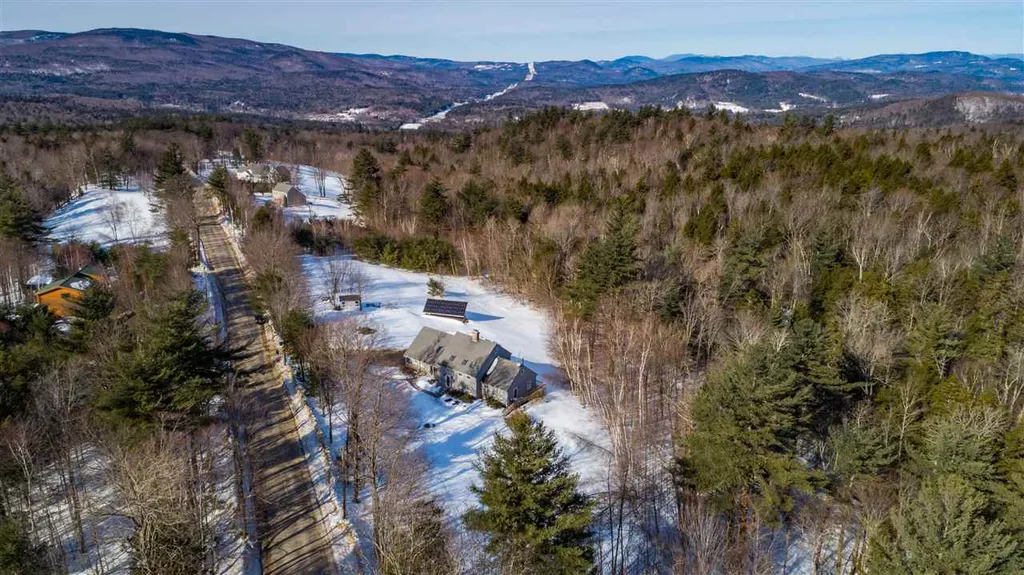 674 Murray Hill Road Hill NH 03243
