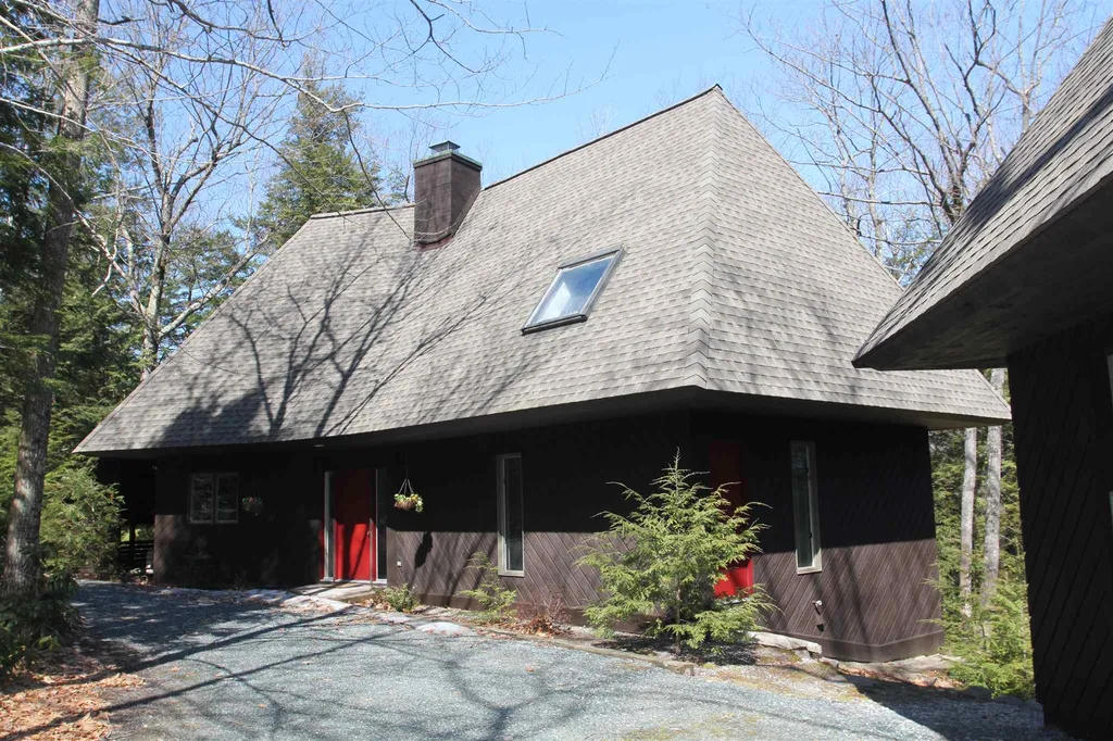 49 Water Lot Road Sunapee NH 03782