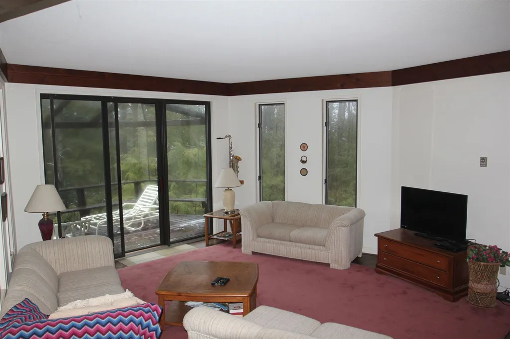49 Water Lot Road Sunapee NH 03782