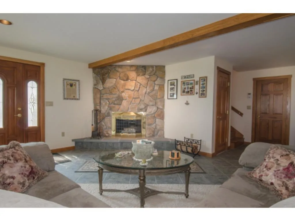 47 Panorama Lane Hebron NH 03241