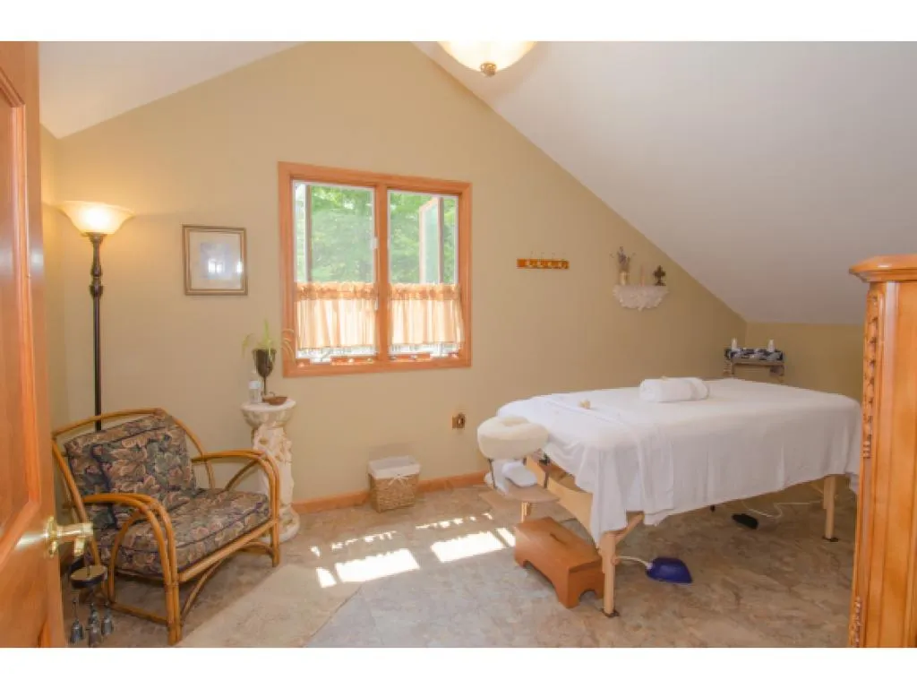 47 Panorama Lane Hebron NH 03241