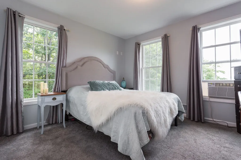 204 Mount Delight Road Deerfield NH 03037