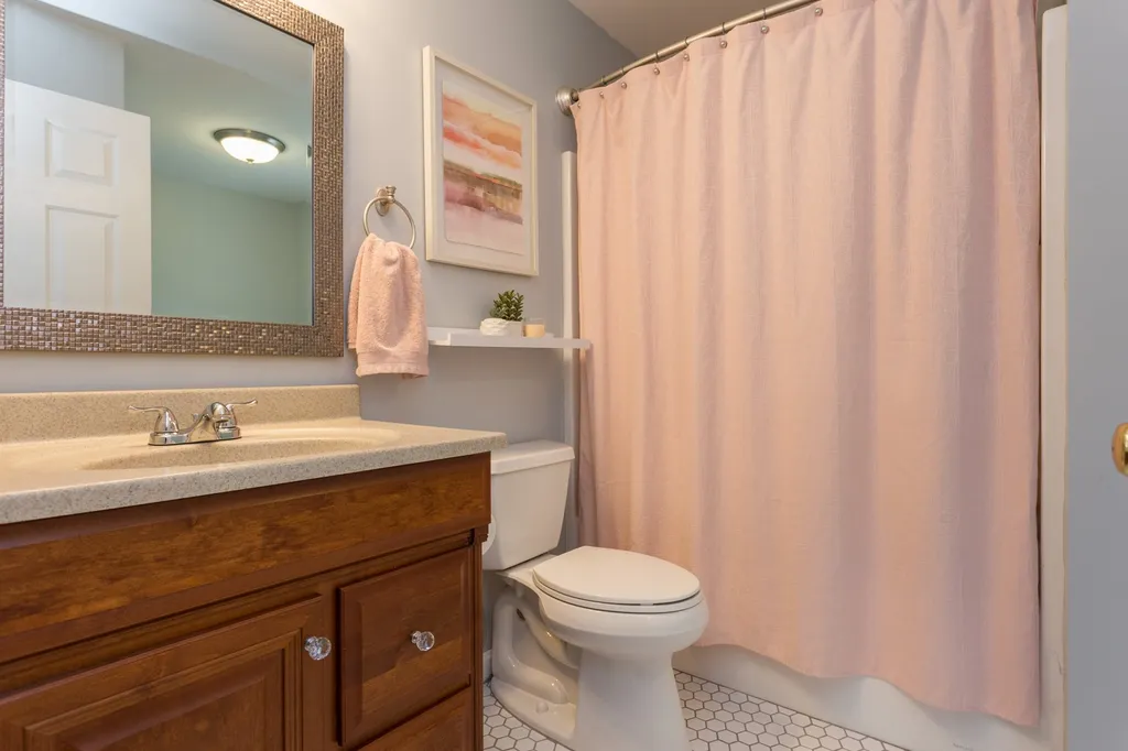 204 Mount Delight Road Deerfield NH 03037
