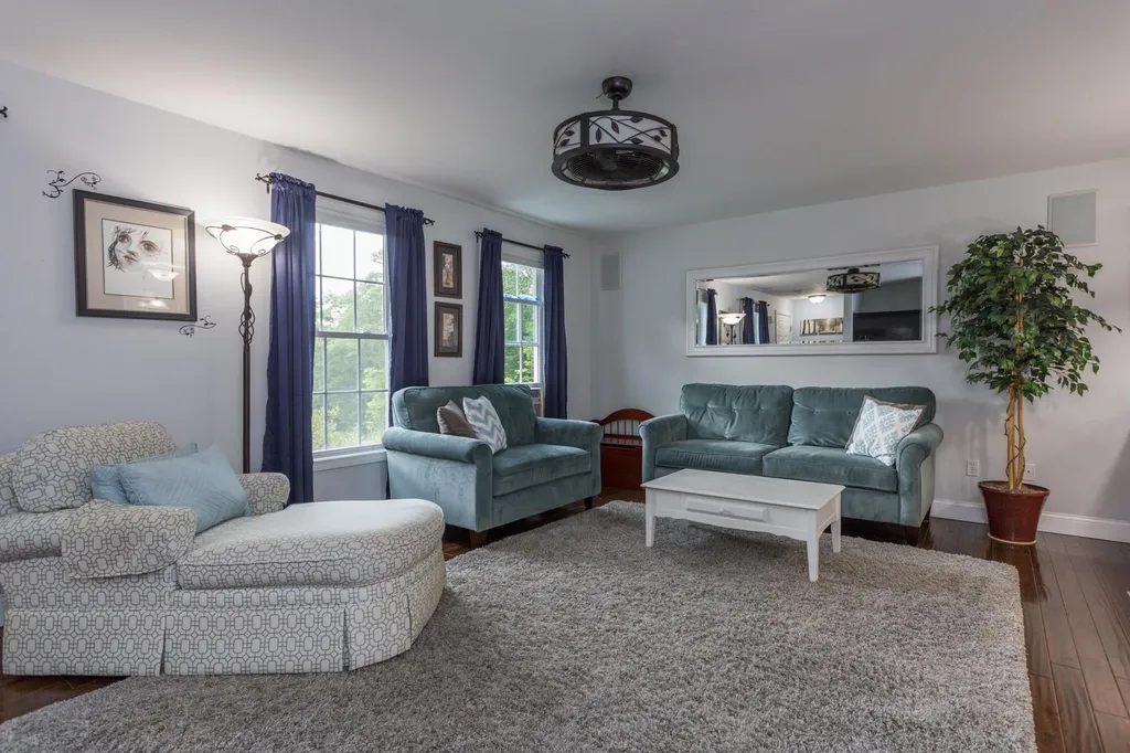 204 Mount Delight Road Deerfield NH 03037
