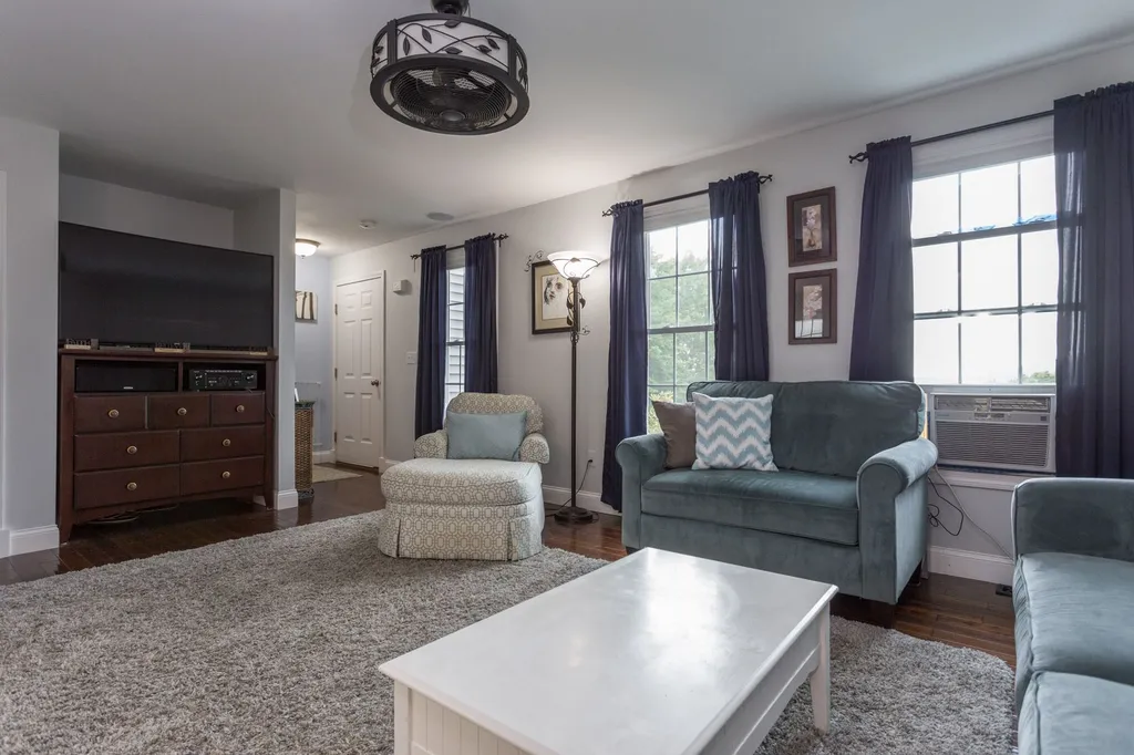 204 Mount Delight Road Deerfield NH 03037