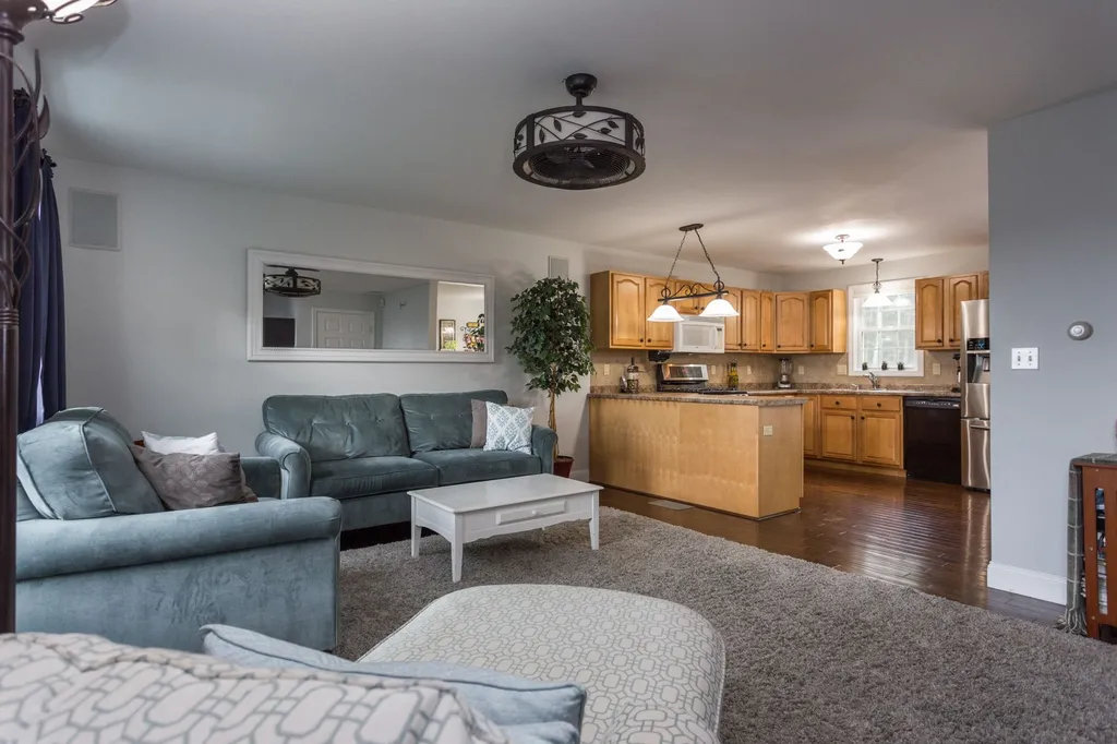 204 Mount Delight Road Deerfield NH 03037