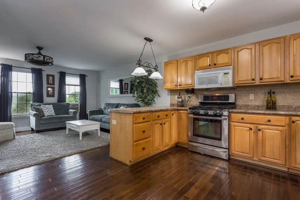 204 Mount Delight Road Deerfield NH 03037