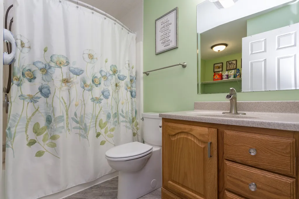 204 Mount Delight Road Deerfield NH 03037