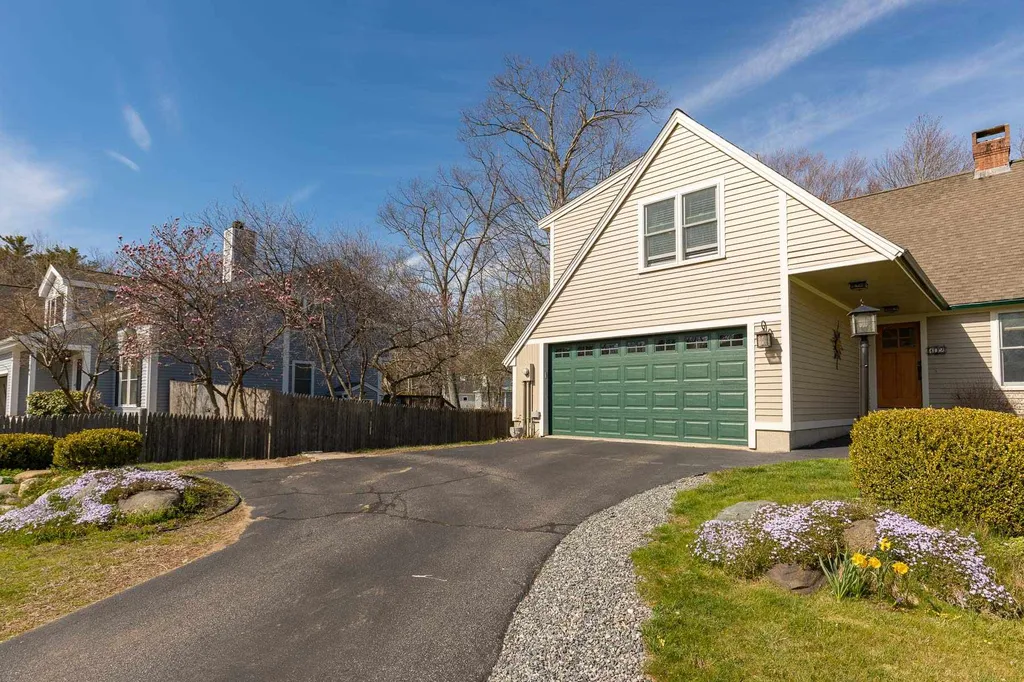 102 Esker Road Hampton NH 03842
