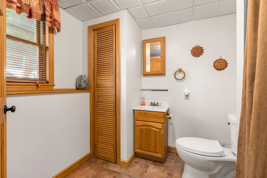 102 Esker Road Hampton NH 03842