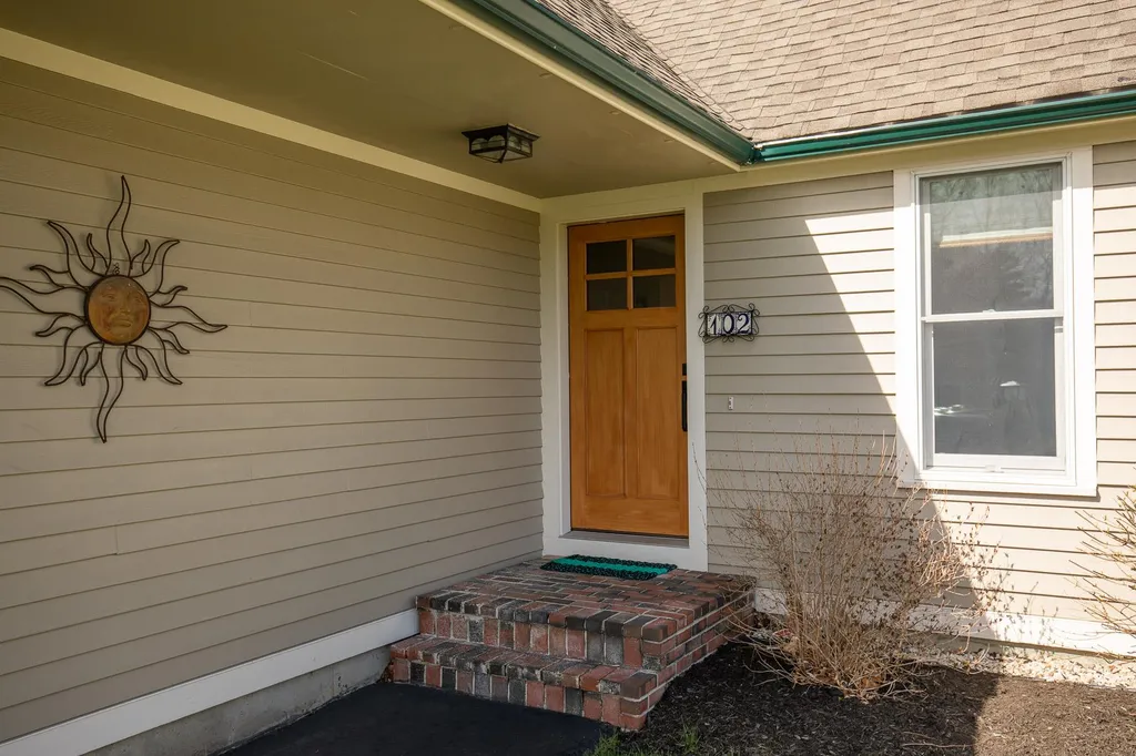 102 Esker Road Hampton NH 03842