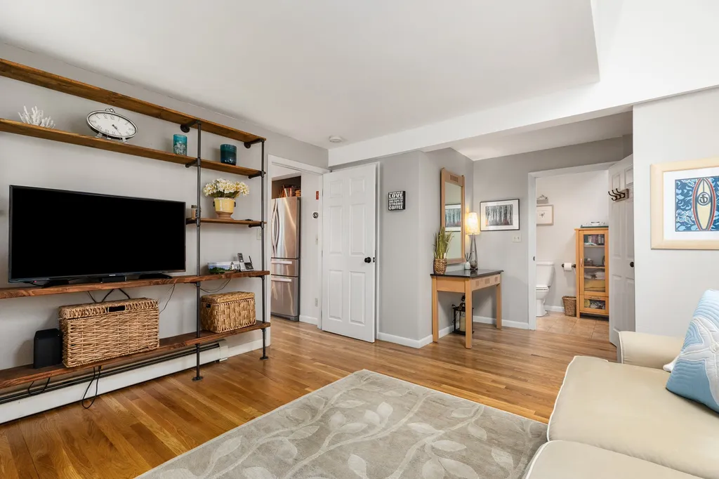102 Esker Road Hampton NH 03842