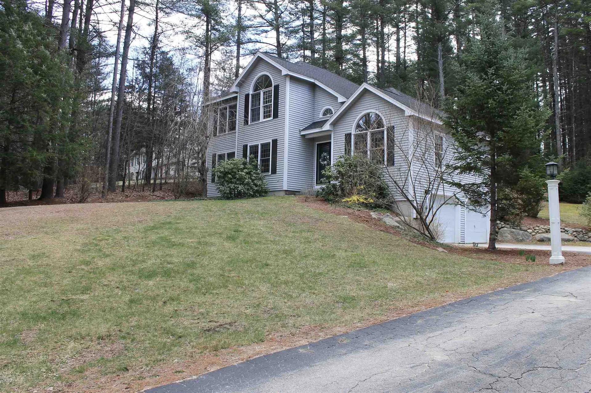4 Morgan Drive Bow NH 03304