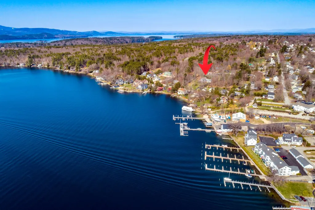 37 Sewall Road Wolfeboro NH 03894
